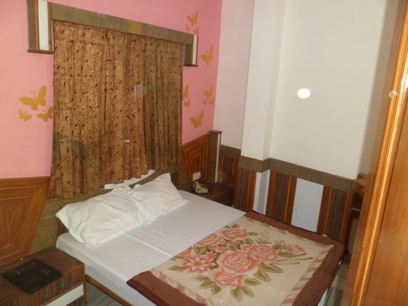Hare Krishna Main Bazar Hotel New Delhi Exterior foto